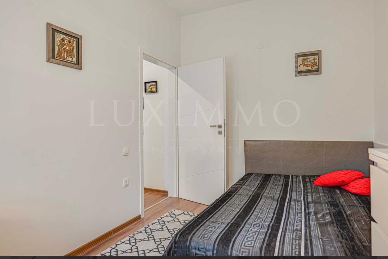 A Lovely 2 Bedroom Apartment In The Heart Of София Экстерьер фото
