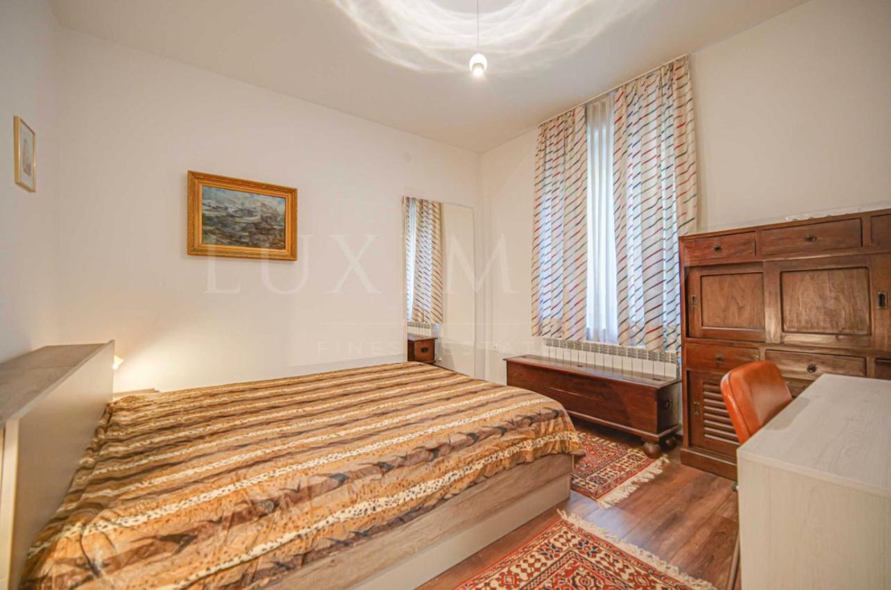 A Lovely 2 Bedroom Apartment In The Heart Of София Экстерьер фото